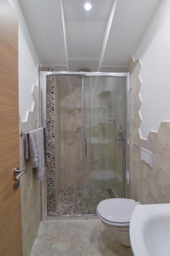 Studio Apartmani Bethel Rijeka Ngoại thất bức ảnh